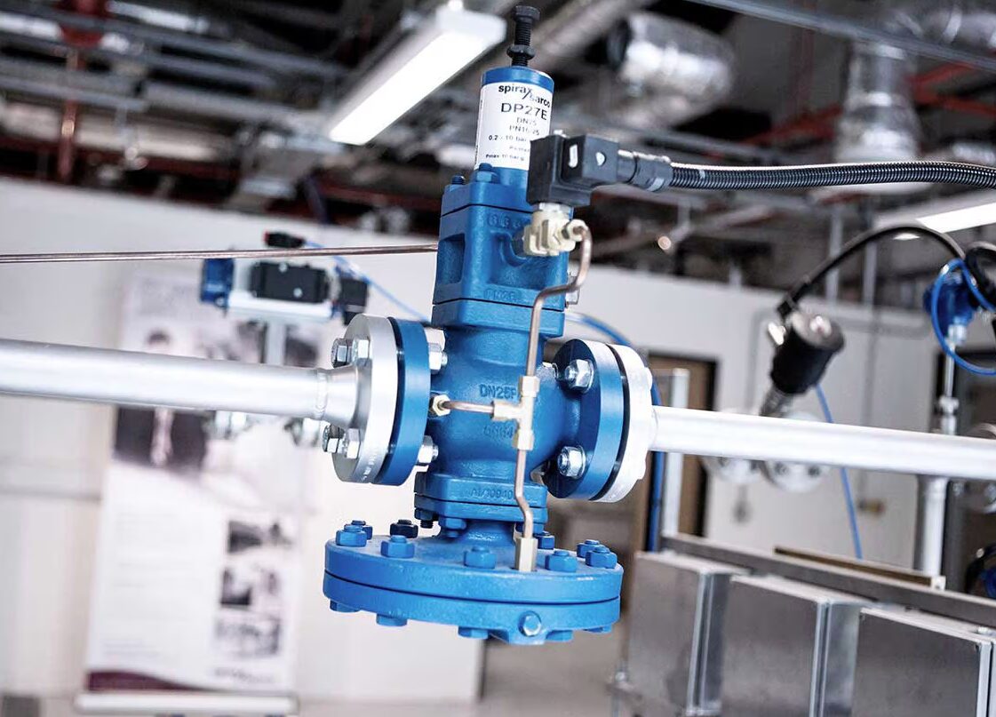 Pressure reducing and surplussing valves